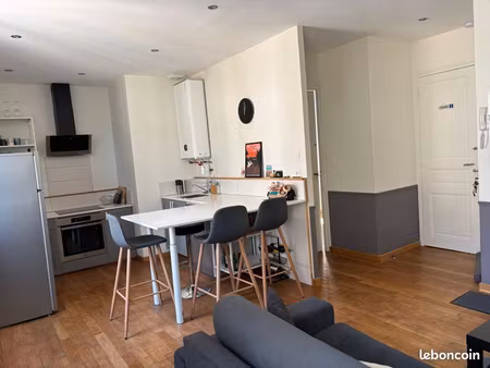 loue t2 centre ville avranches