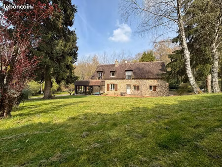 maison familiale côté forêt