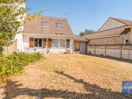 maison 4 pièces 80 m²