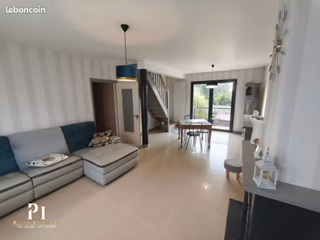 maison 6 pièces 115 m²