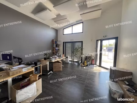bureaux 60 m²