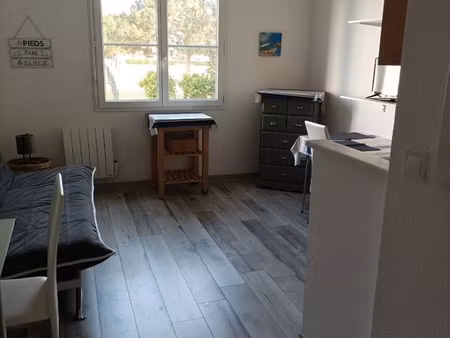 studio meublé