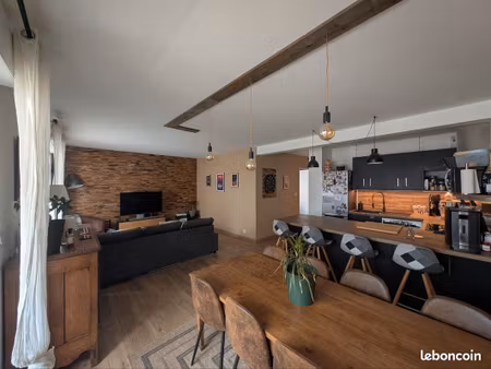 appartement t3 de 72 m² avec balcon plein sud