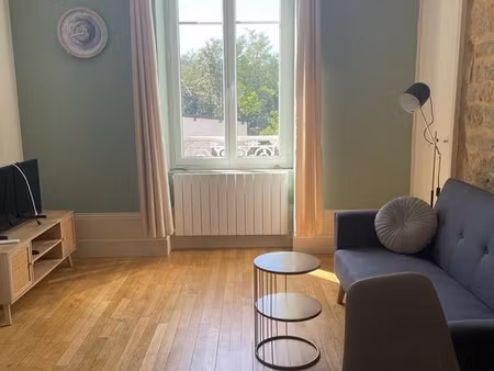 ? joli t2 meublé rénové – 34 m²-lons le saunier