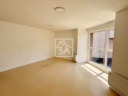 appartement 3 pièces 60 m²