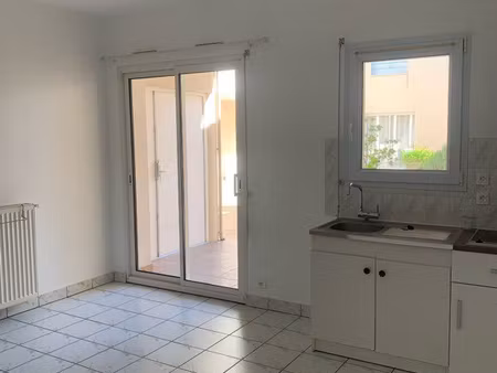 location appartement t2 centre-ville clisson