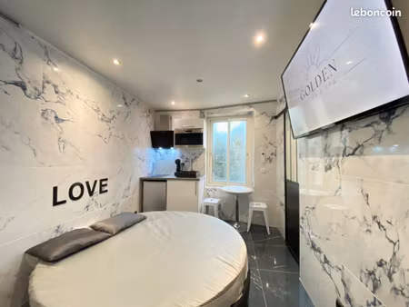 studio meublé neuf - centre ville de manosque