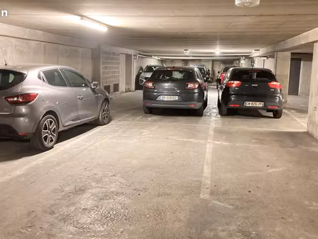 location parking vieux lille