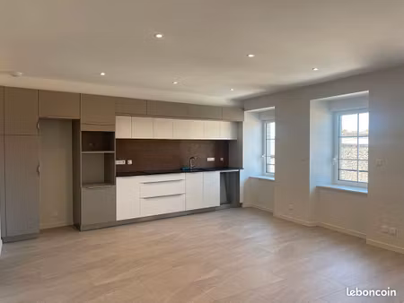appartement 2 pièces 55 m²