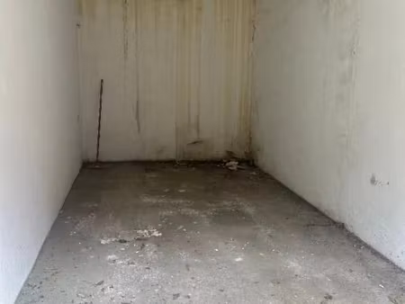 garage/box 12 m² bastia