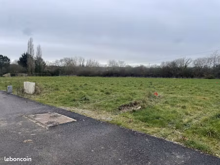 terrain 566 m² saint pere en retz