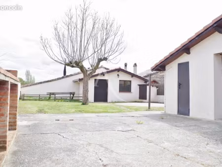 maison de village 4 pièces 97 m²