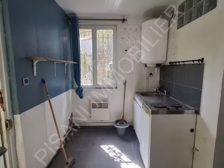 studio 1 pièce 20 m²