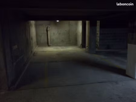 parking à louer