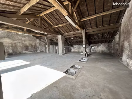 maison 4 pièces 197 m²