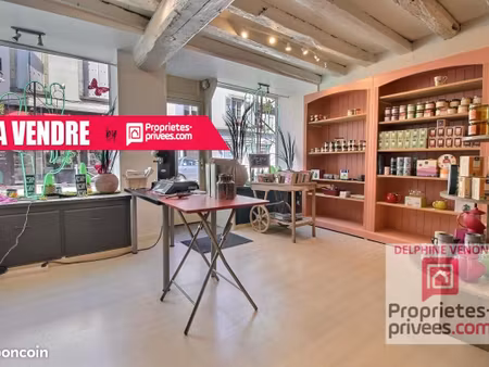 immeuble 1 pièce 55 m²