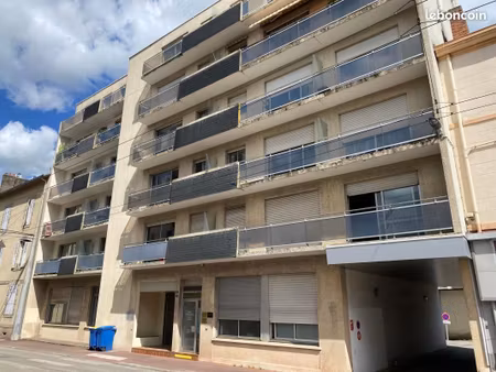 bureaux 57 m²