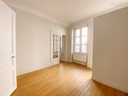 appartement 3 pièces 48 m²
