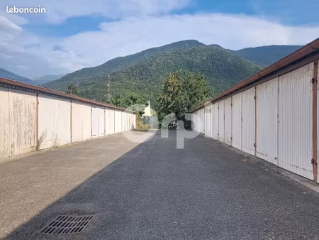 garage/box 16 m² albertville