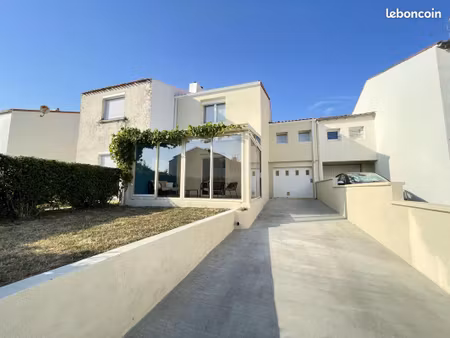 maison 4 pièces 85 m²