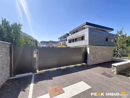 parking/box 15 m² annecy