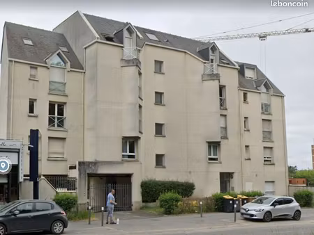 studio 25 m3 en face des fac de grandmont sécurisé ascenseur parking privatif