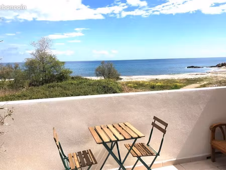 magnifique studio meublé - front de mer