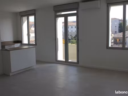 appartement 3 pièces  60m2
