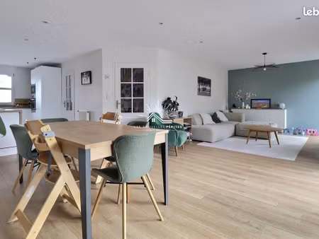 maison 4 pièces 93 m²