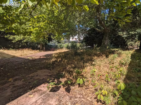 terrain à bâtir de 588 m² au calme  vue dominante et verdoyante