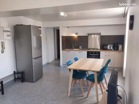immeuble 5 lots 14% de renta parking privé