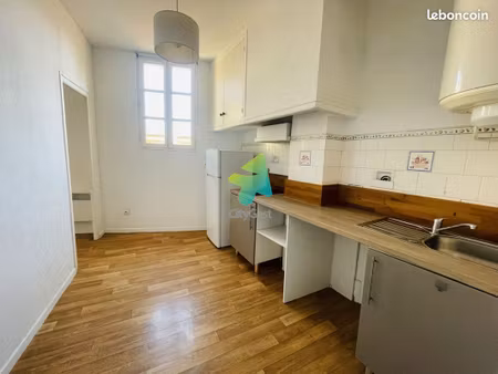 studio 1 pièce 38 m²