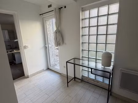 bureaux 33 m² aubervilliers