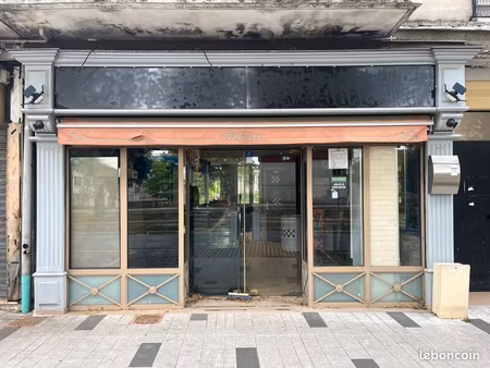 local commercial 45 m²