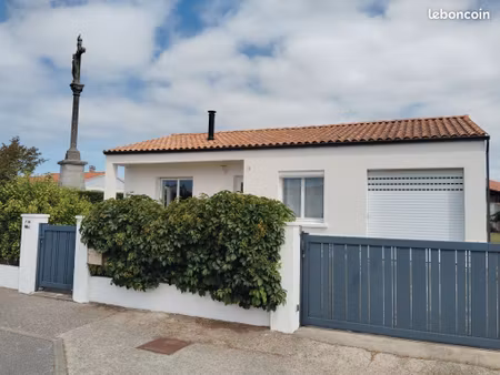 maison à brem sur mer (à 3 km de bretignolles)