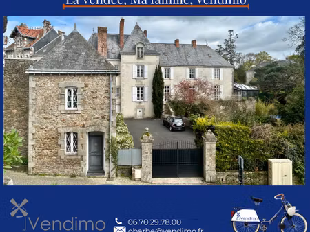 maison de maître xixe avec piscine et dépendances proche la roche-sur-yon