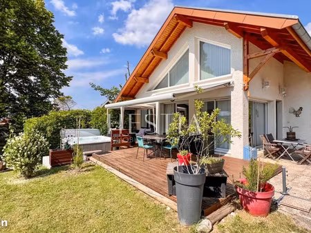 maison 4 pièces 159 m²