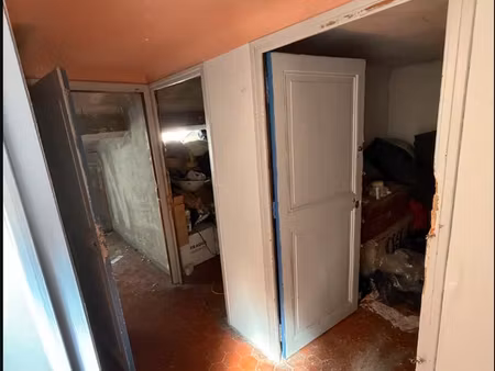 studio à aménager - secteur république