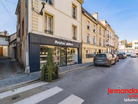 local commercial 135 m²