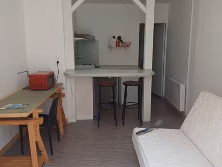 studio meublé à louer à vannes