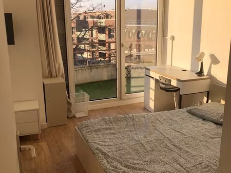 t5 87 m2 renove - terrasse plein sud-ouest - wazemmes