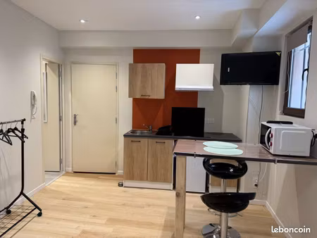 studio meublé