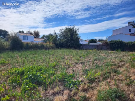 terrain 554 m² l epine