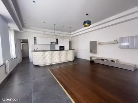 appartement 3 pièces 93 m²