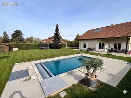 magnifique villa avec piscine