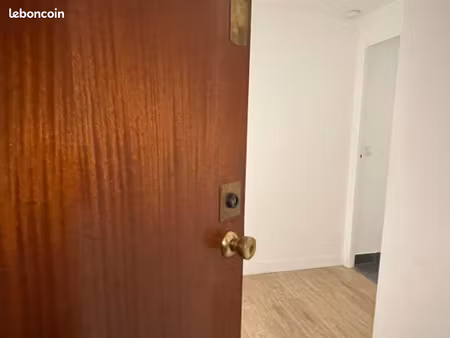 studio 1 pièce 40 m²