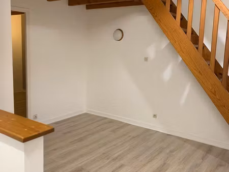 loue appartement t2 bressuire