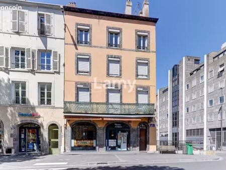 immeuble 136 m² clermont ferrand