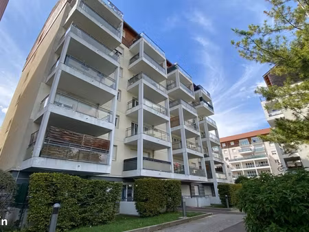 appartement 2 pièces 52 m²