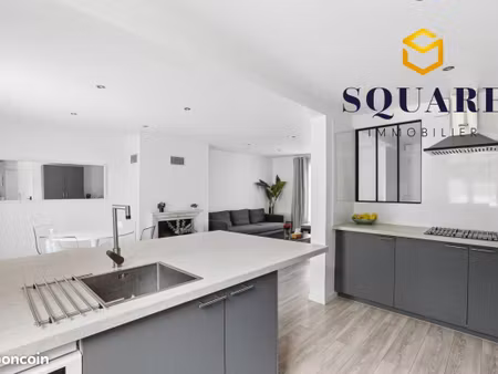 maison de ville 6 pièces 105 m²